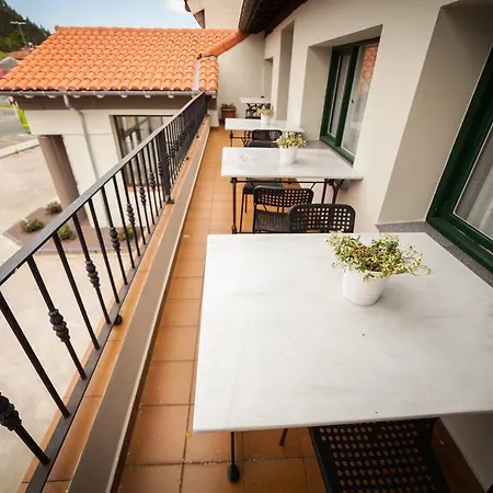 El Cruce Pensión 3*